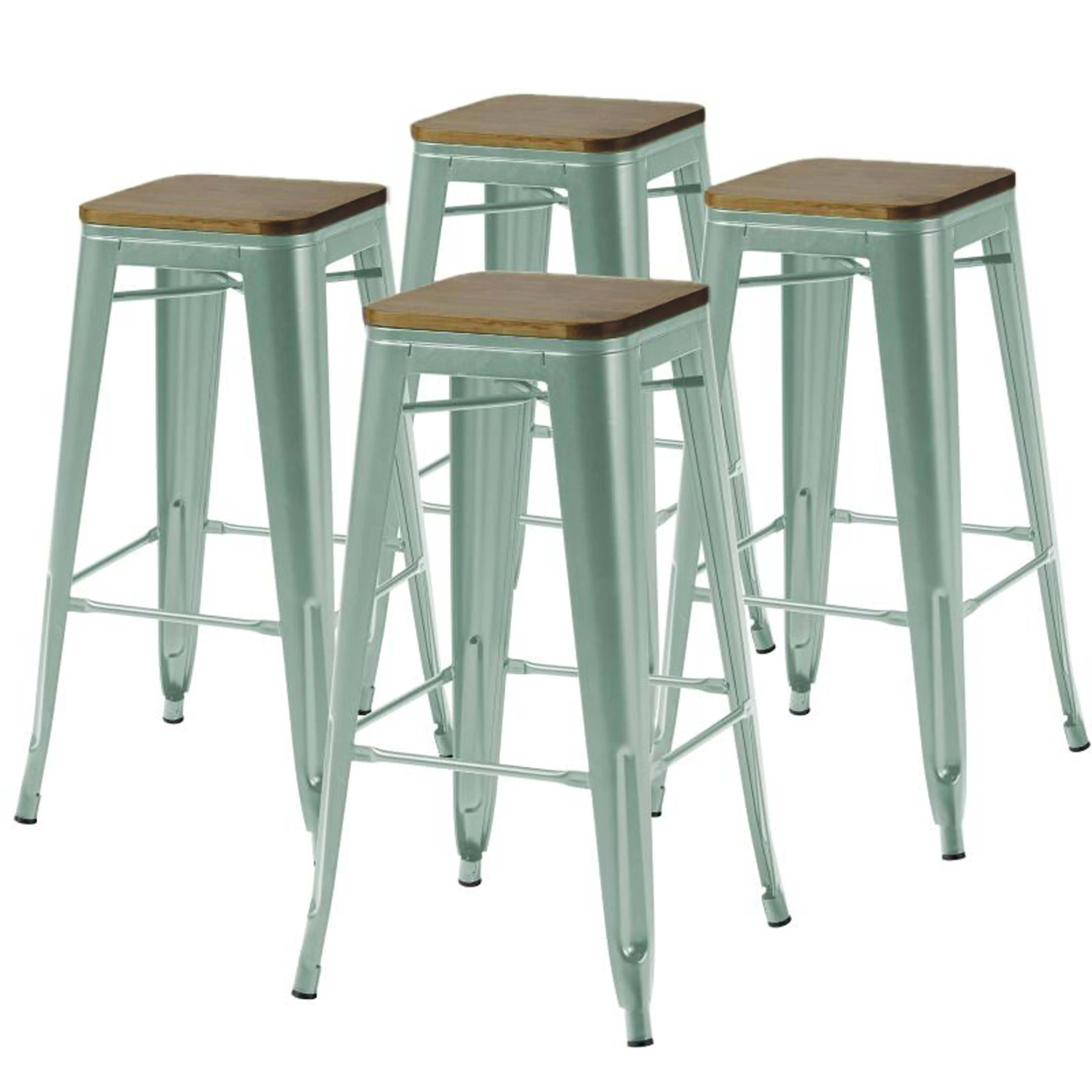 Lot de 4 tabourets de bar en métal mat vert gris et bois Indus – Oviala