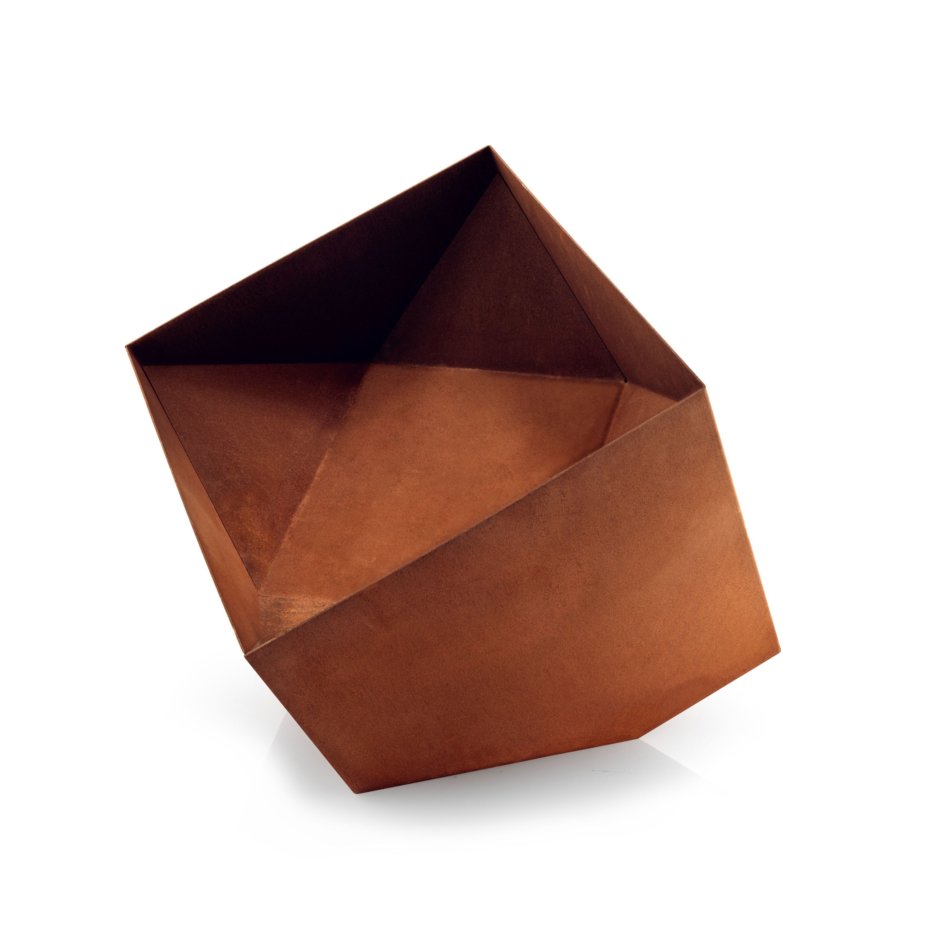 Brasero FireCube.jr{font-size:18px}acero corten