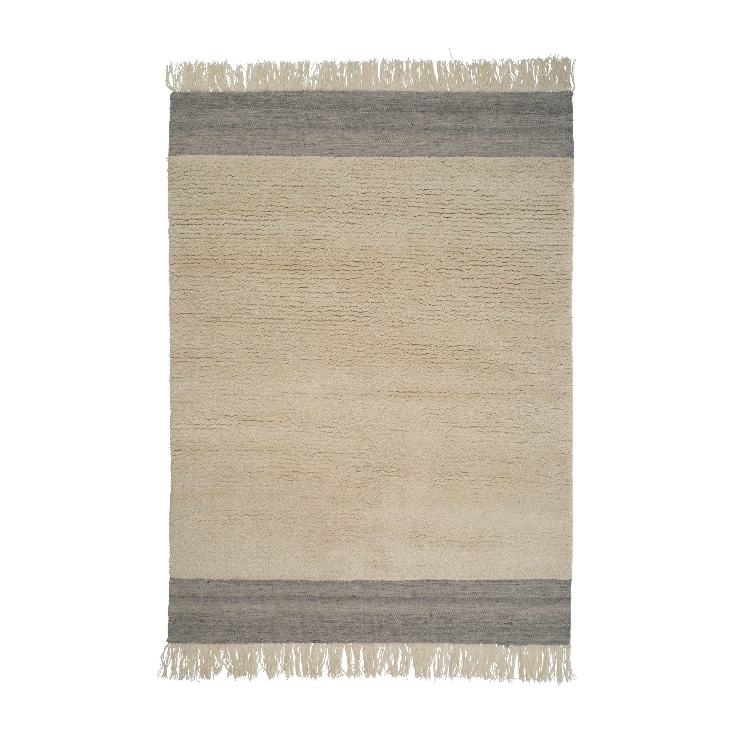 Alfombra de lana Humble Act 250×350 cm.jo{font-size:18px}Ivory