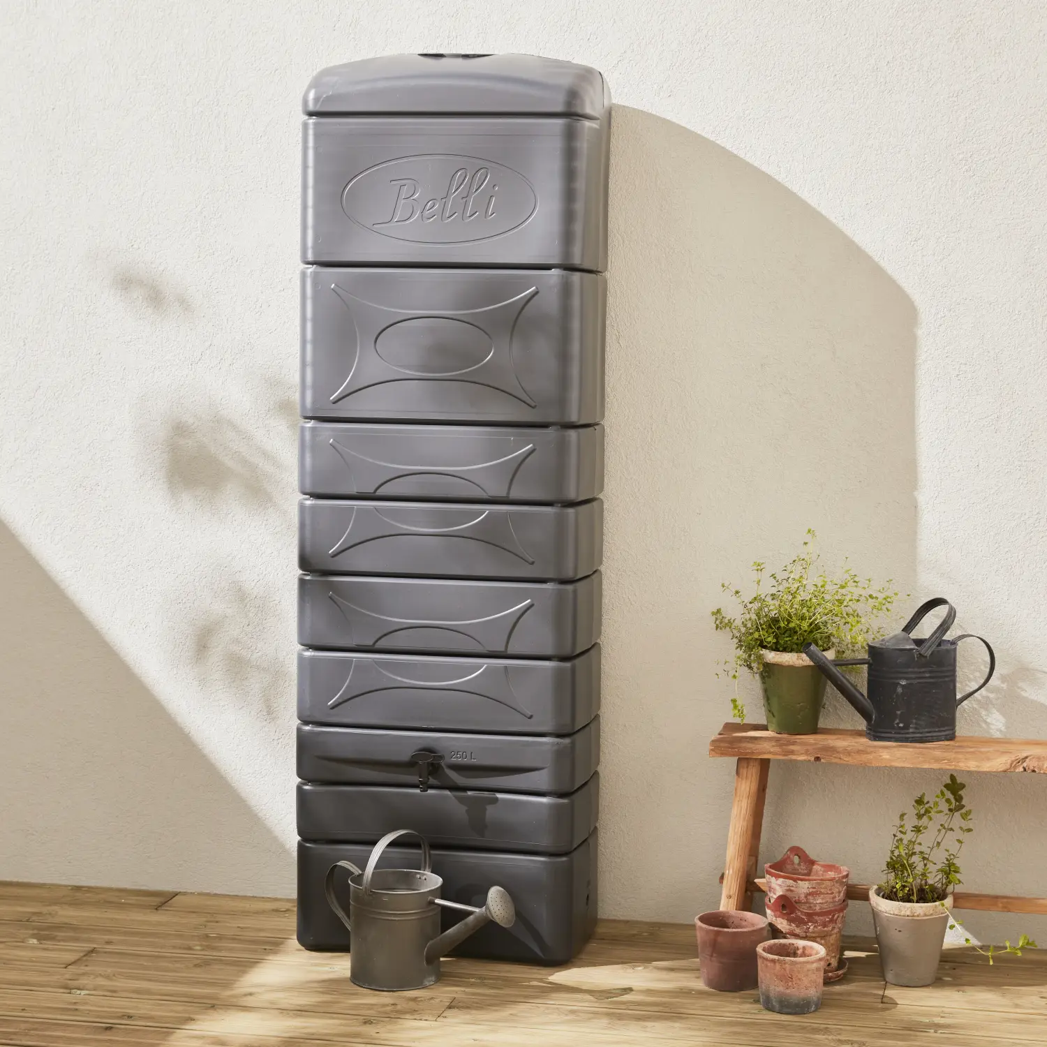 Lot de 2 récupérateurs d’eau. mural Chastang 300L Anthracite avec kit raccord chéneau inclus