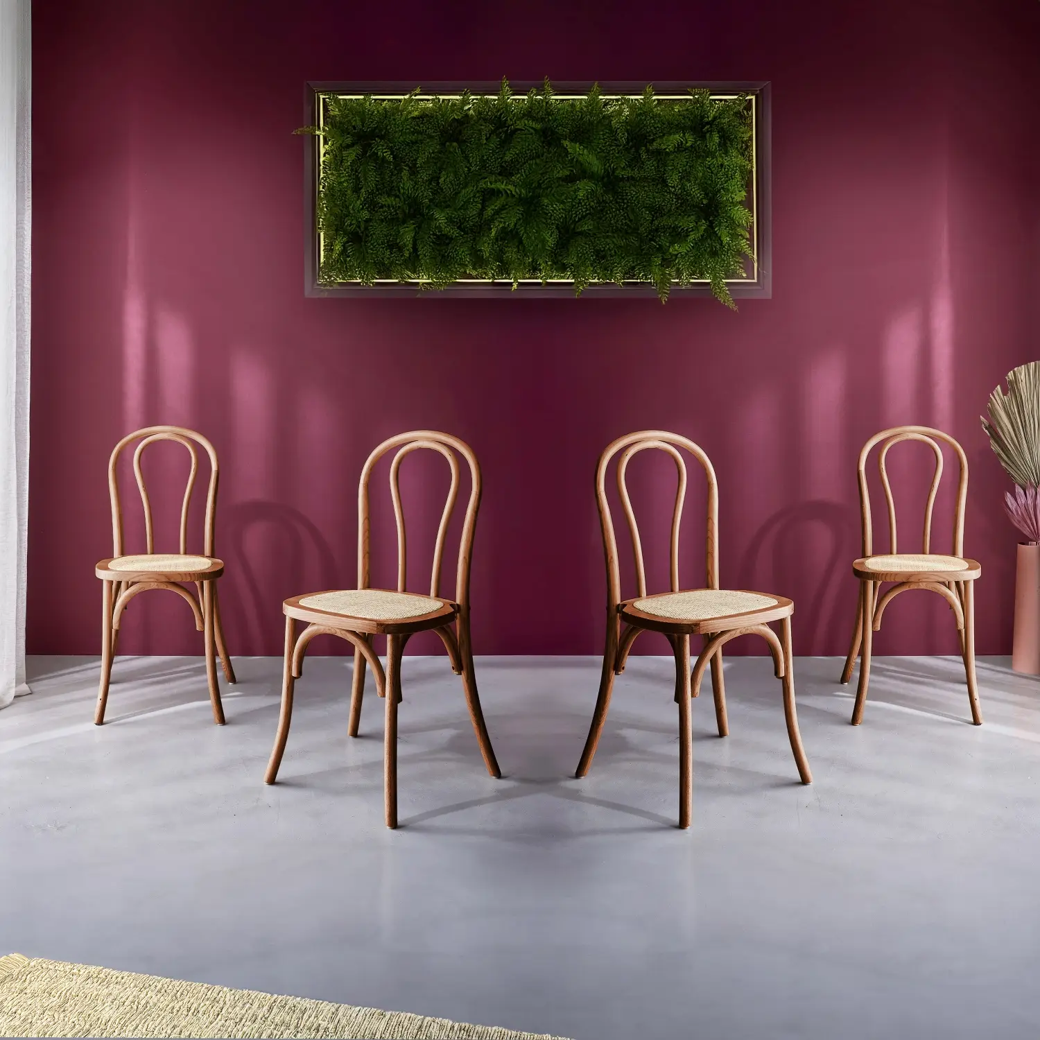 Lot de 4 chaises vintage en bois avec assise en rotin et dossier arrondi. coloris noyer. L 48 x P 49.5 x H 90cm | sweeek