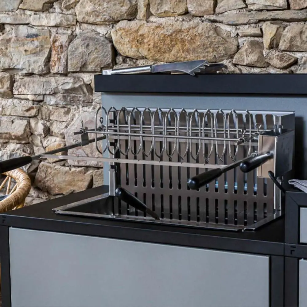 Grilloir avec tournebroche Forge Adour 56cm à poser ou encastrer