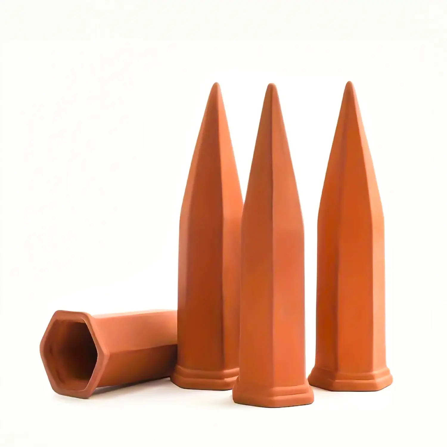 Lot de 4 cônes d’arrosage – Terre cuite – Linxor