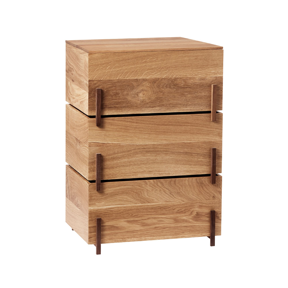 Caja de almacenaje Stack.js{font-size:18px}Oak, 3 piezas, patas de nogal aceitado oscuro